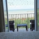 Гостевой дом Colombo 477 Stanze Jazz, Soul, Classica 4*