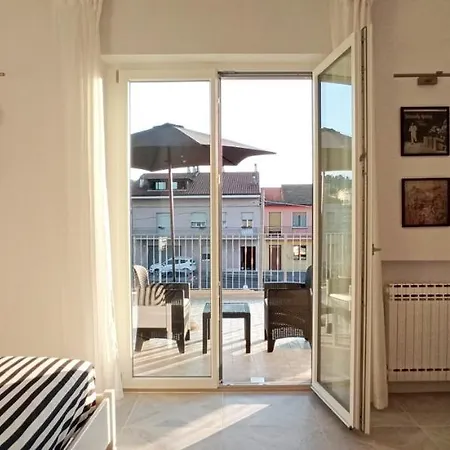 Colombo 477 Stanze Jazz, Soul, Classica 4*