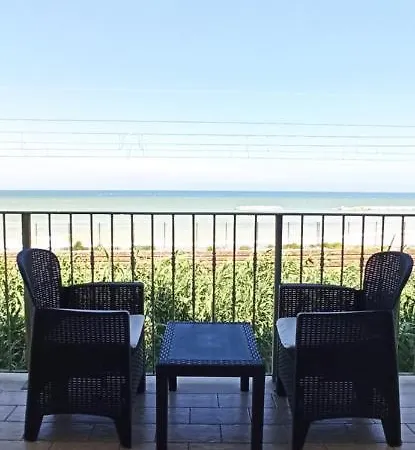 Colombo 477 Stanze Jazz, Soul, Classica ゲストハウス