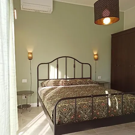 Гостевой дом Colombo 477 Stanze Jazz, Soul, Classica 4*