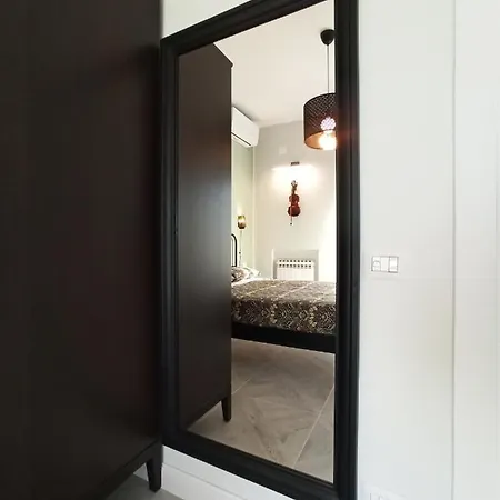 Colombo 477 Stanze Jazz, Soul, Classica Гостевой дом