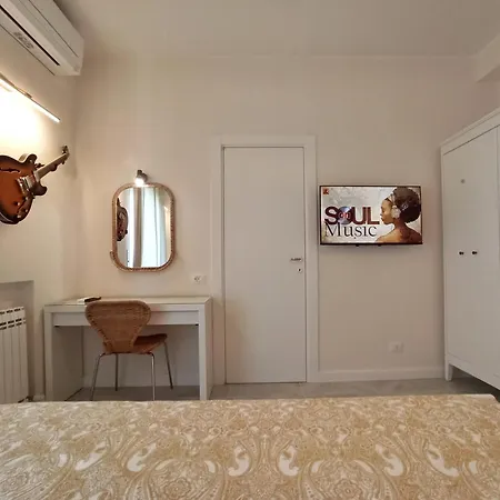 Colombo 477 Stanze Jazz, Soul, Classica Гостевой дом 4*